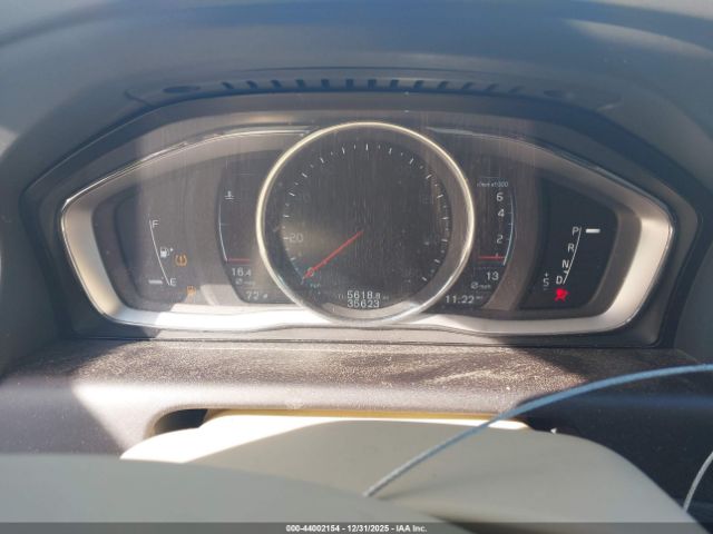 2016 VOLVO XC60 YV440MDK7G2789134 Photo 6