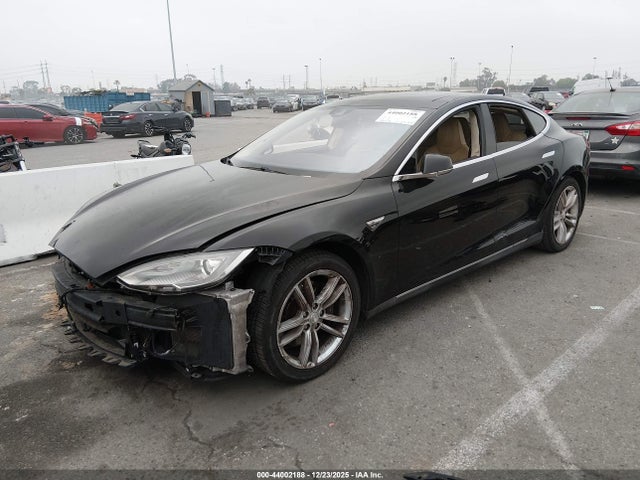 2014 TESLA MODEL S 5YJSA1H16EFP56479 Photo 1