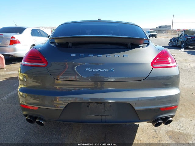 Продаж на аукціоні авто 2016 Porsche Panamera S, vin: WP0AB2A7XGL050189, номер лоту: 44002200