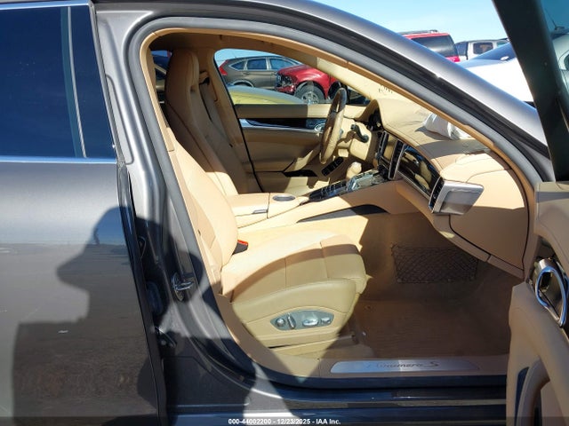 Продаж на аукціоні авто 2016 Porsche Panamera S, vin: WP0AB2A7XGL050189, номер лоту: 44002200
