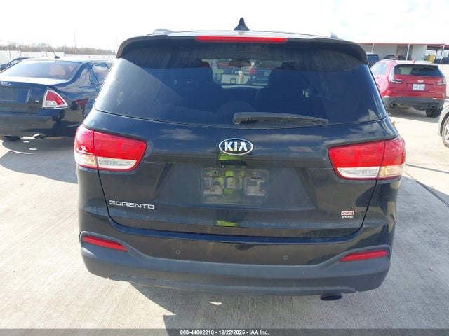 5XYPG4A39JG348949 KIA Sorento 2.4l Lx