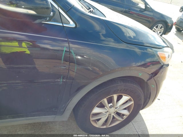 5XYPG4A39JG348949 KIA Sorento 2.4l Lx