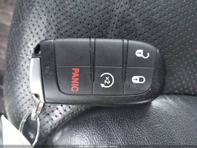 3C4PDCEG8JT339541 Dodge JOURNEY GT