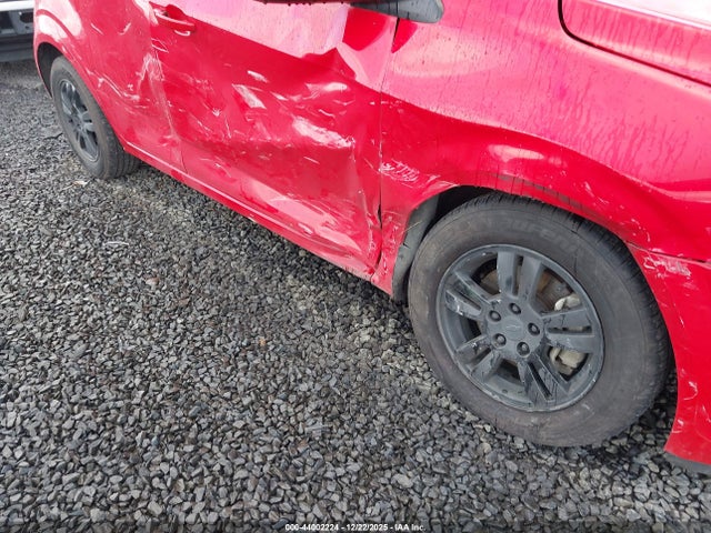 1G1JC6SG9G4168661 Chevrolet Sonic Lt Auto