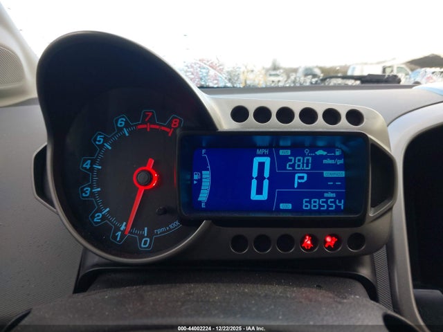 1G1JC6SG9G4168661 Chevrolet Sonic Lt Auto