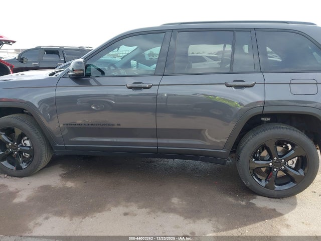 Jeep Grand Cherokee Limited 4x2 2023 1C4RJGBG7PC663601 Image 15