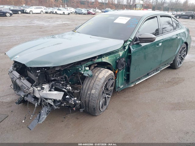 2026 BMW M5 WBS83FK05TCW09929 Photo 1