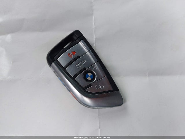 5UXCR4C0XM9H36033 BMW X5 Sdrive40i