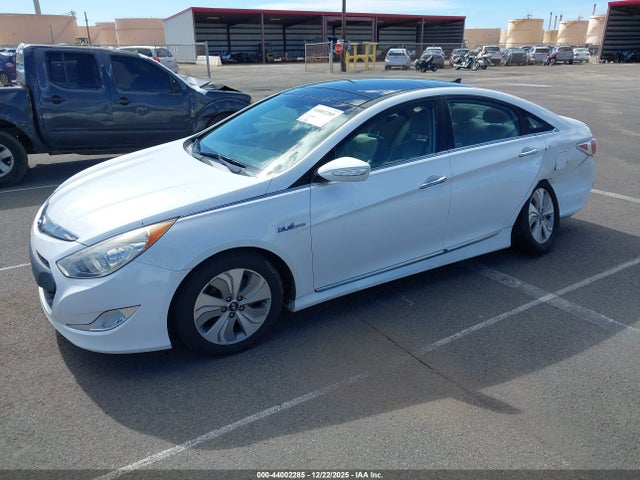 2015 Hyundai Sonata Hybrid Limited მანქანა იყიდება აუქციონზე, vin: KMHEC4A42FA136392, აუქციონის ნომერი: 44002285