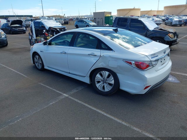 2015 Hyundai Sonata Hybrid Limited მანქანა იყიდება აუქციონზე, vin: KMHEC4A42FA136392, აუქციონის ნომერი: 44002285