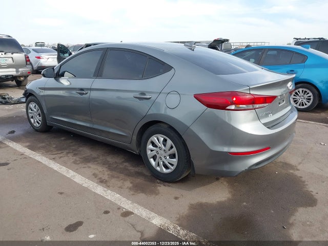 KMHD74LF4HU385258 Hyundai ELANTRA SE