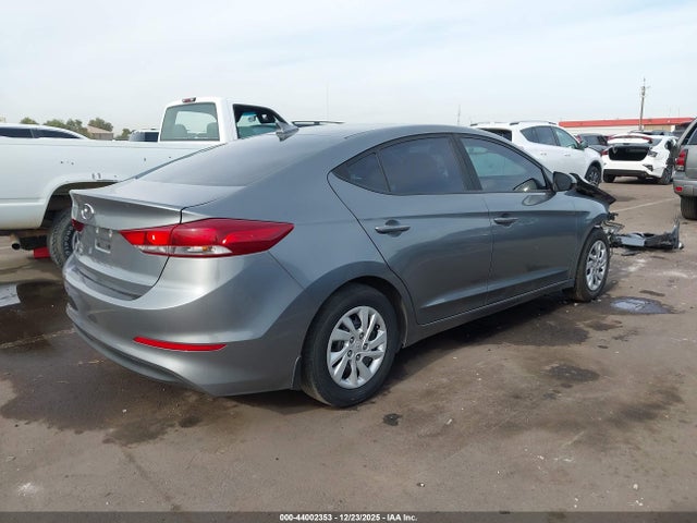KMHD74LF4HU385258 Hyundai ELANTRA SE