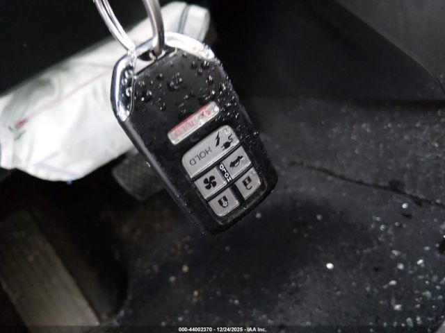 2018 HONDA CLARITY PLUG-IN HYBRID JHMZC5F19JC016806 Photo 10