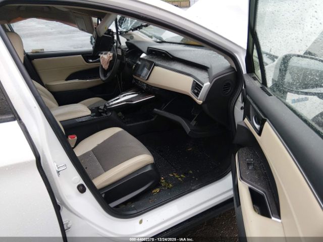 2018 HONDA CLARITY PLUG-IN HYBRID JHMZC5F19JC016806 Photo 4