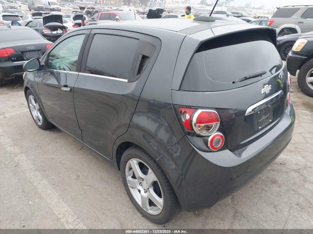1G1JE6SB1F4210236 Chevrolet Sonic Ltz Auto