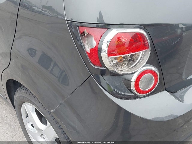 1G1JE6SB1F4210236 Chevrolet Sonic Ltz Auto