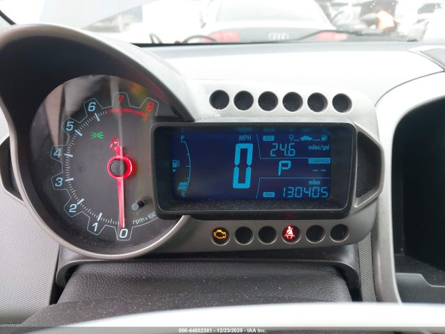 1G1JE6SB1F4210236 Chevrolet Sonic Ltz Auto