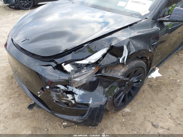 2023 TESLA MODEL Y 7SAYGDEE8PA110476 Photo 5