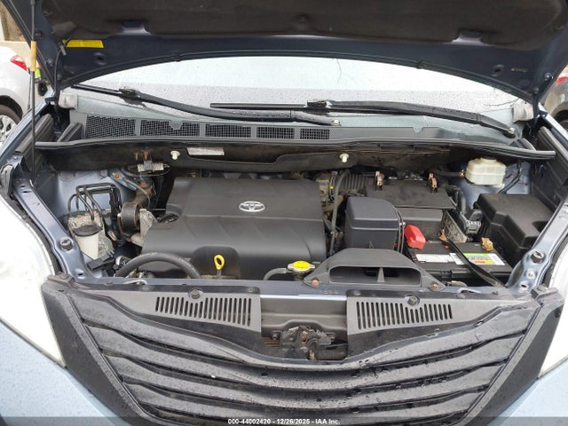 Aukcja sprzedaży 2014 Toyota Sienna L V6 7 Passenger, vin: 5TDZK3DC0ES500638, numer aukcji: 44002420