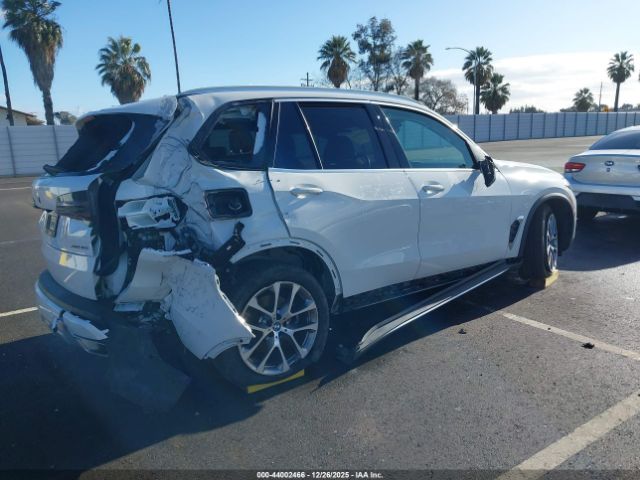 2024 BMW X5 5UX23EU06R9V65917 Photo 3
