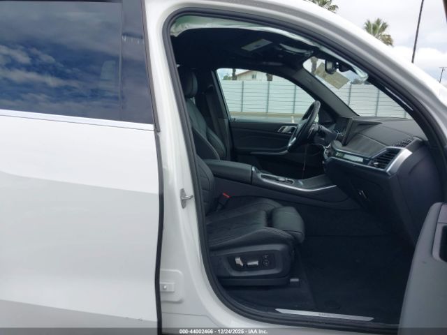 2024 BMW X5 5UX23EU06R9V65917 Photo 4