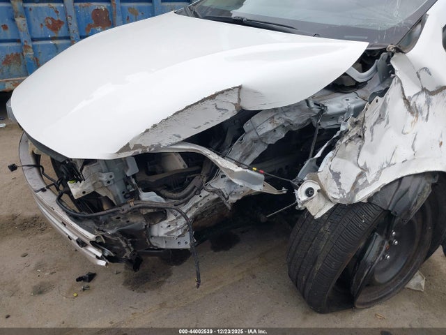 JTDB4MEE5R3023276 Toyota COROLLA LE