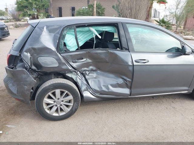 3VW217AUXGM013956 Volkswagen Golf Tsi S 4-door