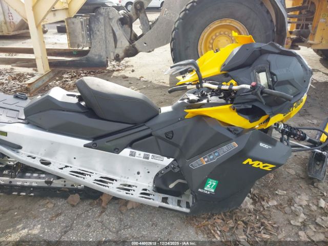 2024 SKI-DOO MX Z 600 2BPSBHRC2RV000445 Photo 4