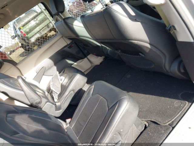 2019 CHRYSLER PACIFICA 2C4RC1BG7KR732553 Photo 7