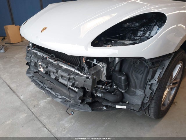 2026 PORSCHE MACAN WP1AA2A52TLB00335 Photo 5