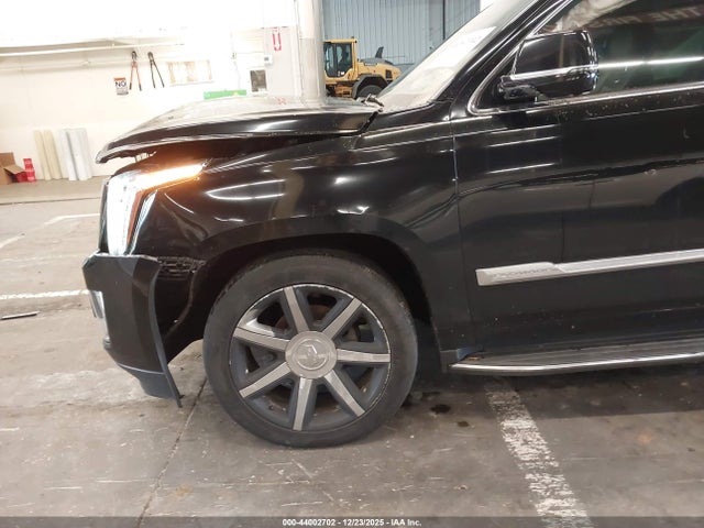2016 CADILLAC ESCALADE ESV 1GYS4HKJ2GR337934 Photo 5