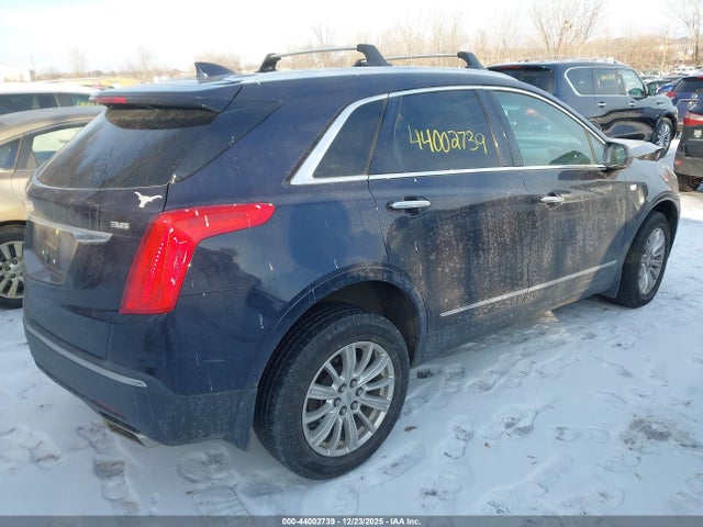 2017 CADILLAC XT5 1GYKNARS2HZ105533 Photo 3
