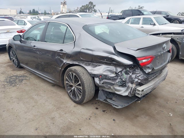 4T1B11HK0JU634027 Toyota CAMRY SE