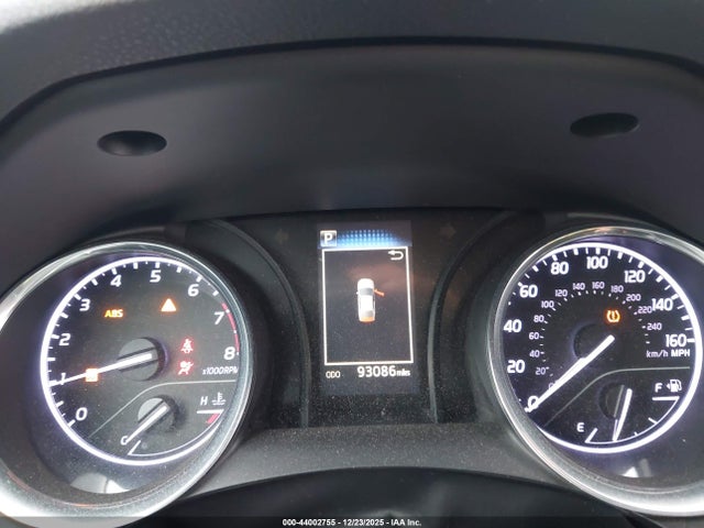 4T1B11HK0JU634027 Toyota CAMRY SE