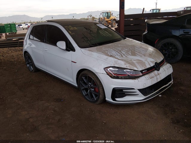 Продаж на аукціоні авто 2018 Volkswagen Golf Gti 2.0t Autobahn/2.0t S/2.0t Se, vin: 3VW547AU1JM268488, номер лоту: 44002766