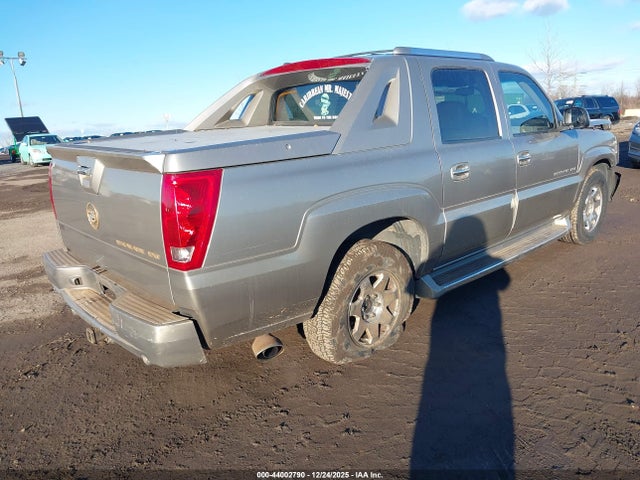 44002790 :رقم المزاد ، 3GYEK63N92G241963 vin ، 2002 Cadillac Escalade Ext Standard مزاد بيع