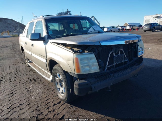 44002790 :رقم المزاد ، 3GYEK63N92G241963 vin ، 2002 Cadillac Escalade Ext Standard مزاد بيع