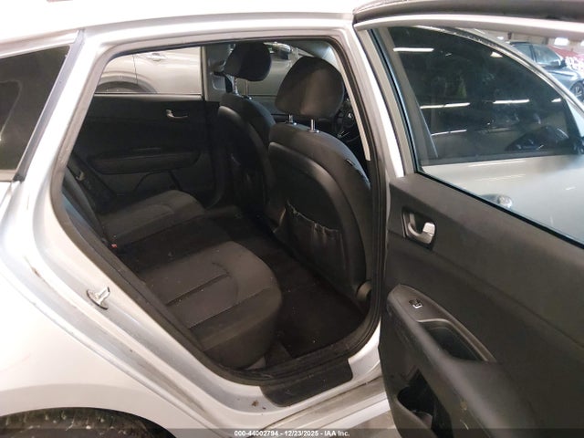 5XXGT4L33JG248469 KIA Optima Lx