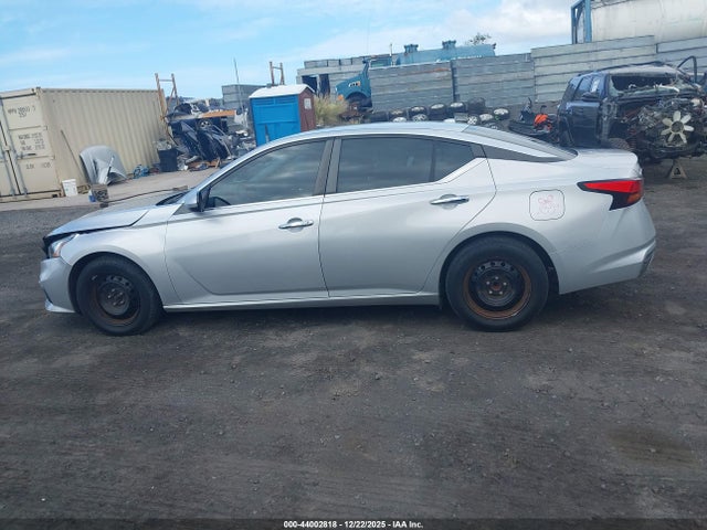 Nissan Altima 2.5 S 2019 1N4BL4BV7KC221019 Image 14