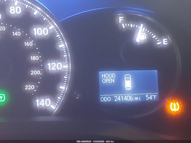 Lexus CT 200H 2015 JTHKD5BH8F2222794 Image 15