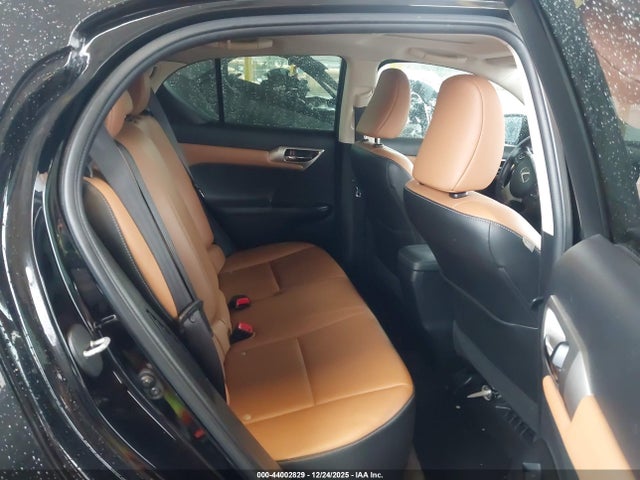 Lexus CT 200H 2015 JTHKD5BH8F2222794 Image 8