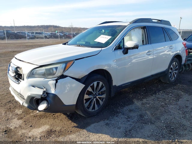 44002834 :رقم المزاد ، 4S4BSBLCXF3313855 vin ، 2015 Subaru Outback 2.5i Limited مزاد بيع
