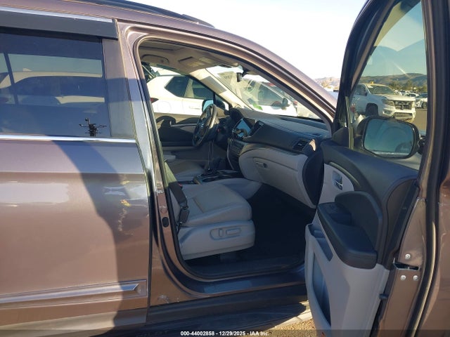 Honda j35y6 2019 5FNYF5H5XKB001532 Image 5