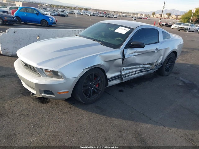 2011 FORD MUSTANG 1ZVBP8AM0B5138905 Photo 1