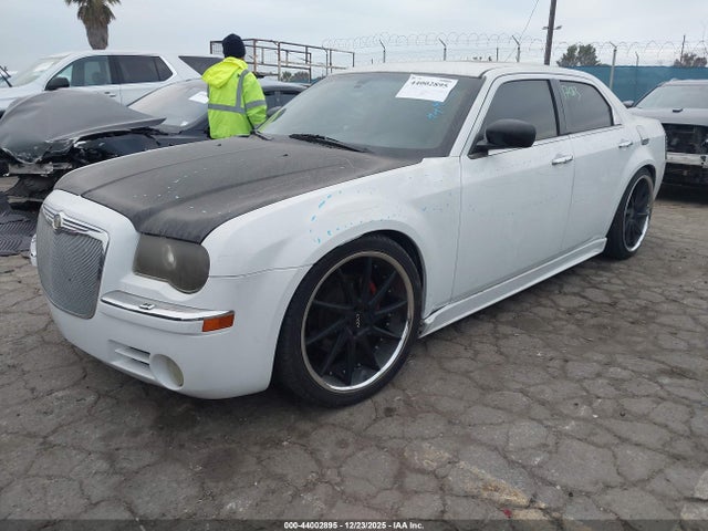Aukcja sprzedaży 2006 Chrysler 300c, vin: 2C3KA63H36H357062, numer aukcji: 44002895