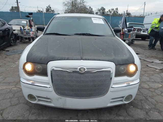 Aukcja sprzedaży 2006 Chrysler 300c, vin: 2C3KA63H36H357062, numer aukcji: 44002895