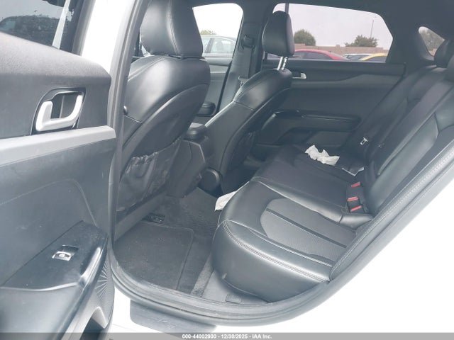 5XXG64J29NG086970 KIA K5 Gt-line