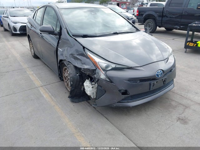 JTDKBRFU4J3070005 Toyota Prius Two