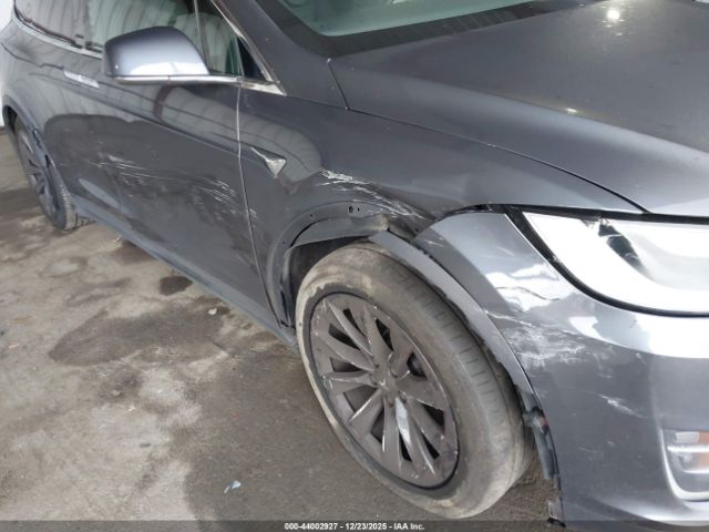 2019 TESLA MODEL X 5YJXCBE2XKF152741 Photo 5