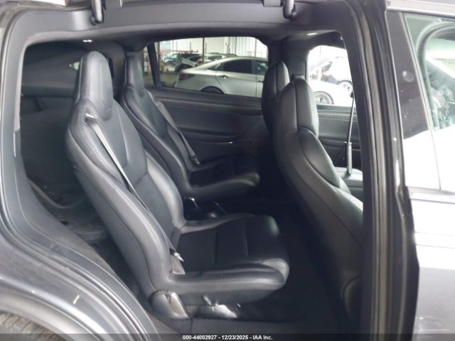 2019 TESLA MODEL X 5YJXCBE2XKF152741 Photo 7